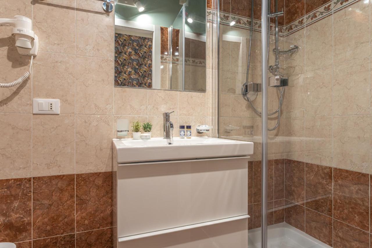 Vittoria Garden Suites Róma Kültér fotó